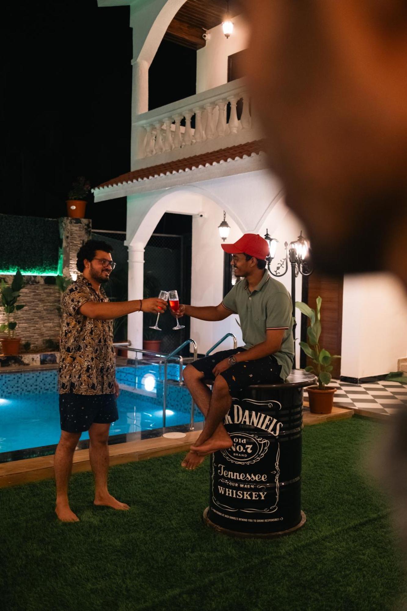 Sapphire Mansion Hotell Alībāg Eksteriør bilde